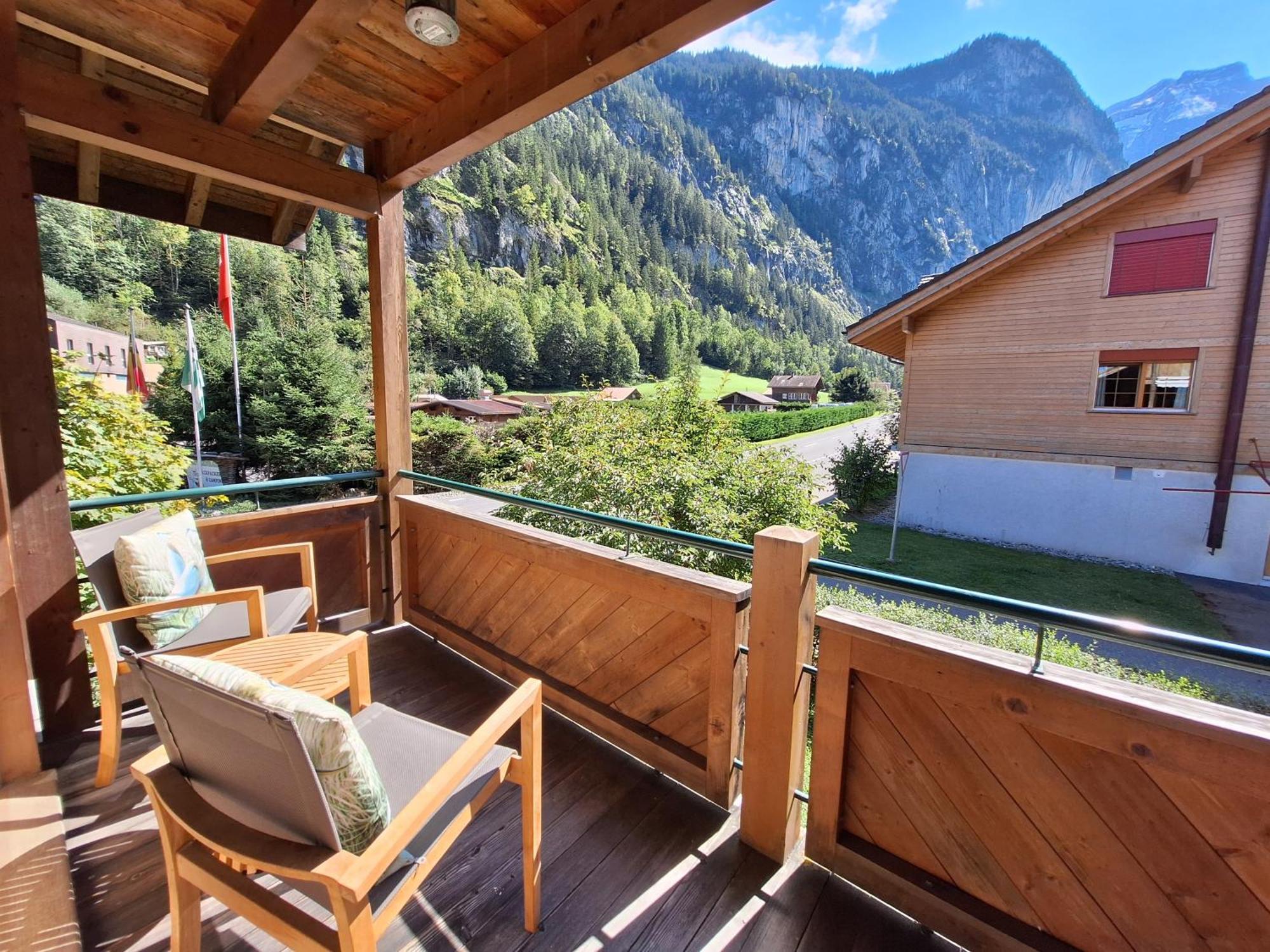 Luxury Family Apartment Lauterbrunnen Bagian luar foto